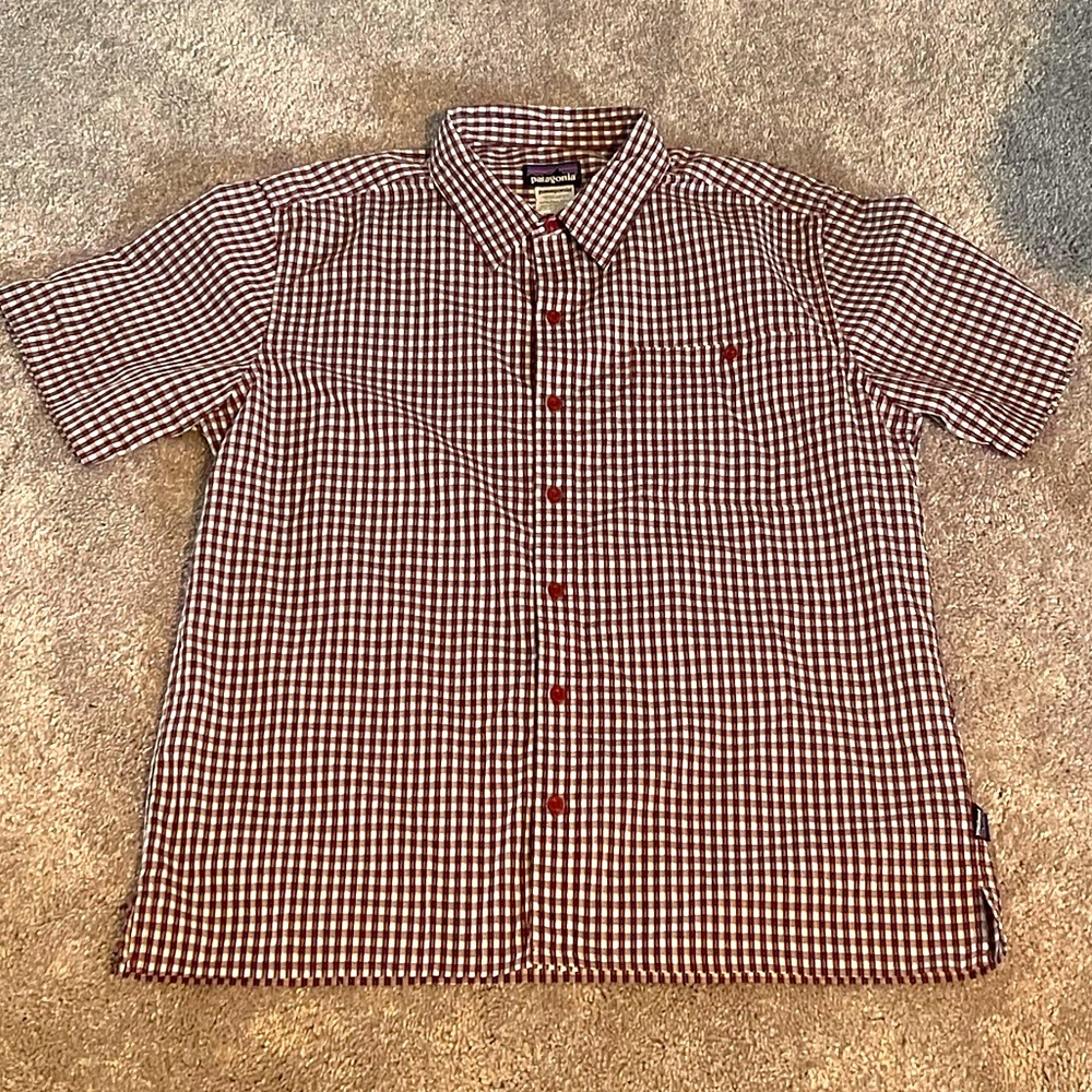 Patagonia Red Plaid Short Sleeve Button Down